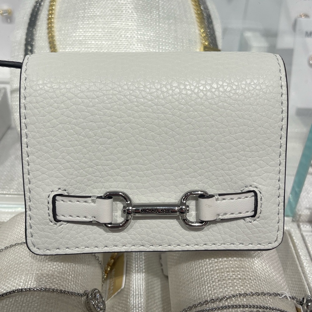 MICHAEL KORS Carson Small Pebbled Leather Wallet
Optic White 
NWT - Picture 11 of 16